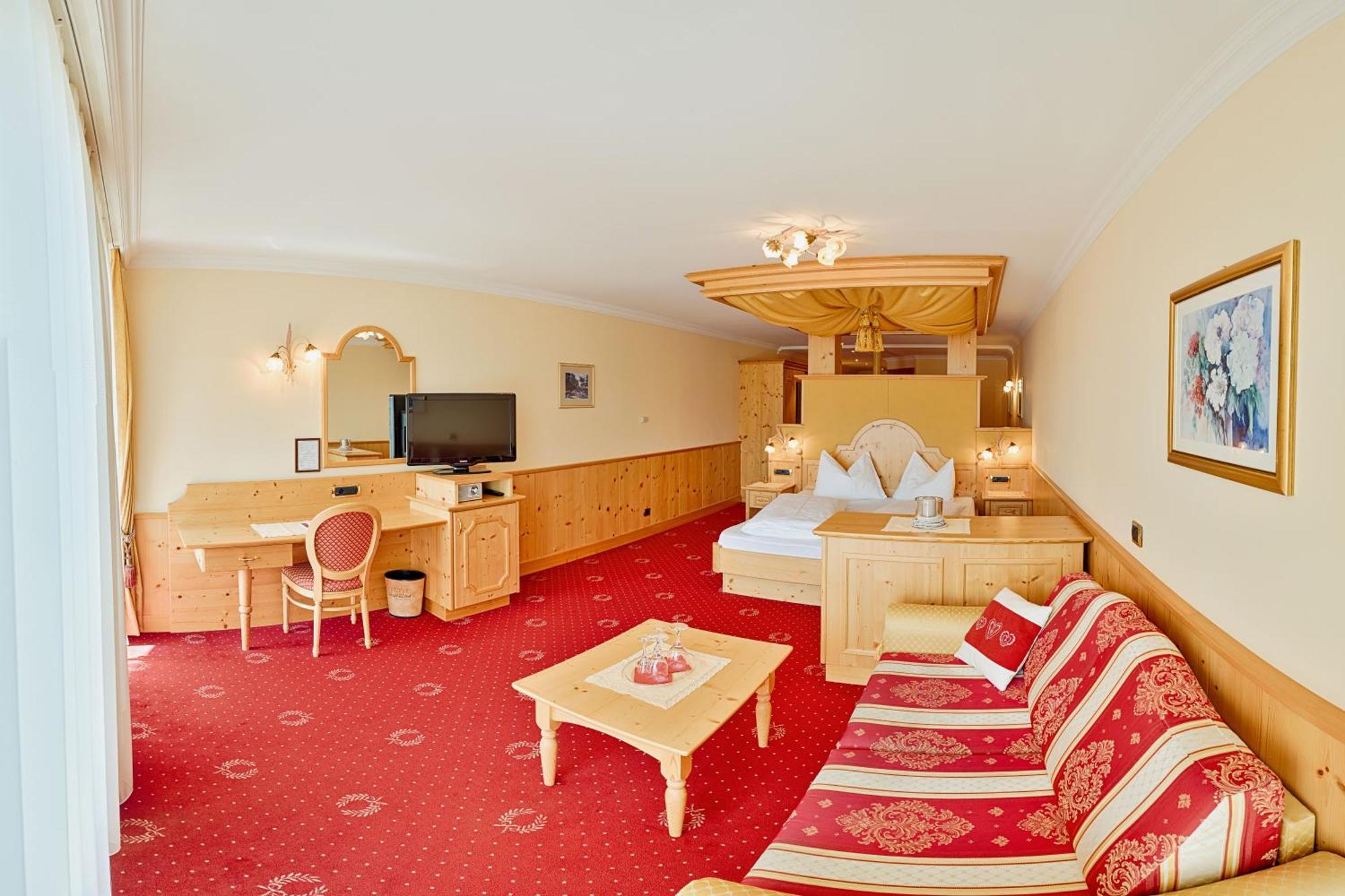 Granpanorama Hotel Stephanshof Villandro Esterno foto