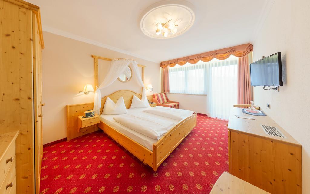Granpanorama Hotel Stephanshof Villandro Esterno foto